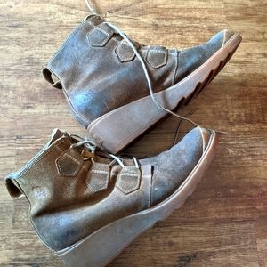 Sorel Evie Lace Bootie